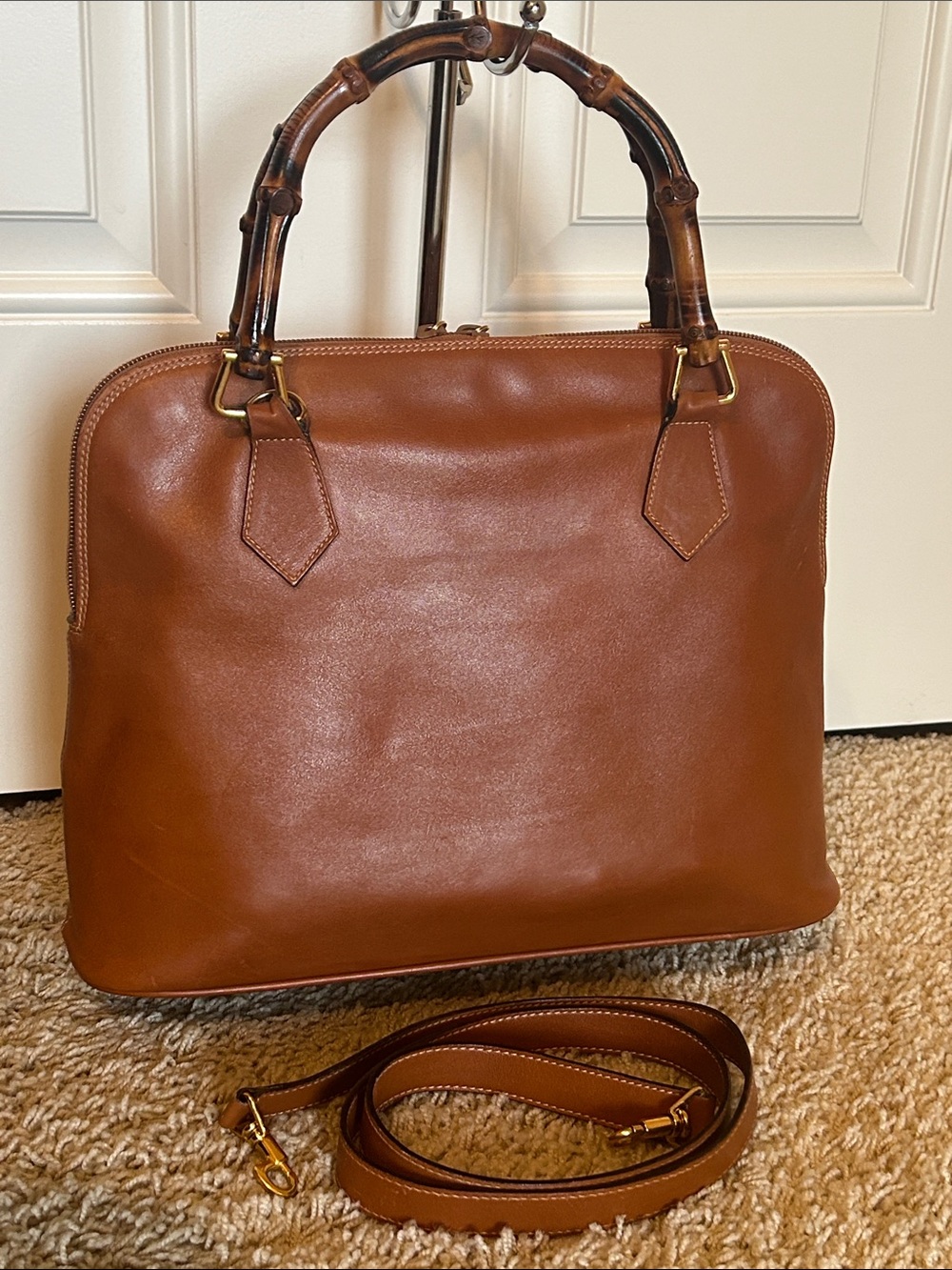 Gucci Bamboo Brown Leather Two Way Shoulder Hand Bag- Gorgeous! - Picture 2 of 11